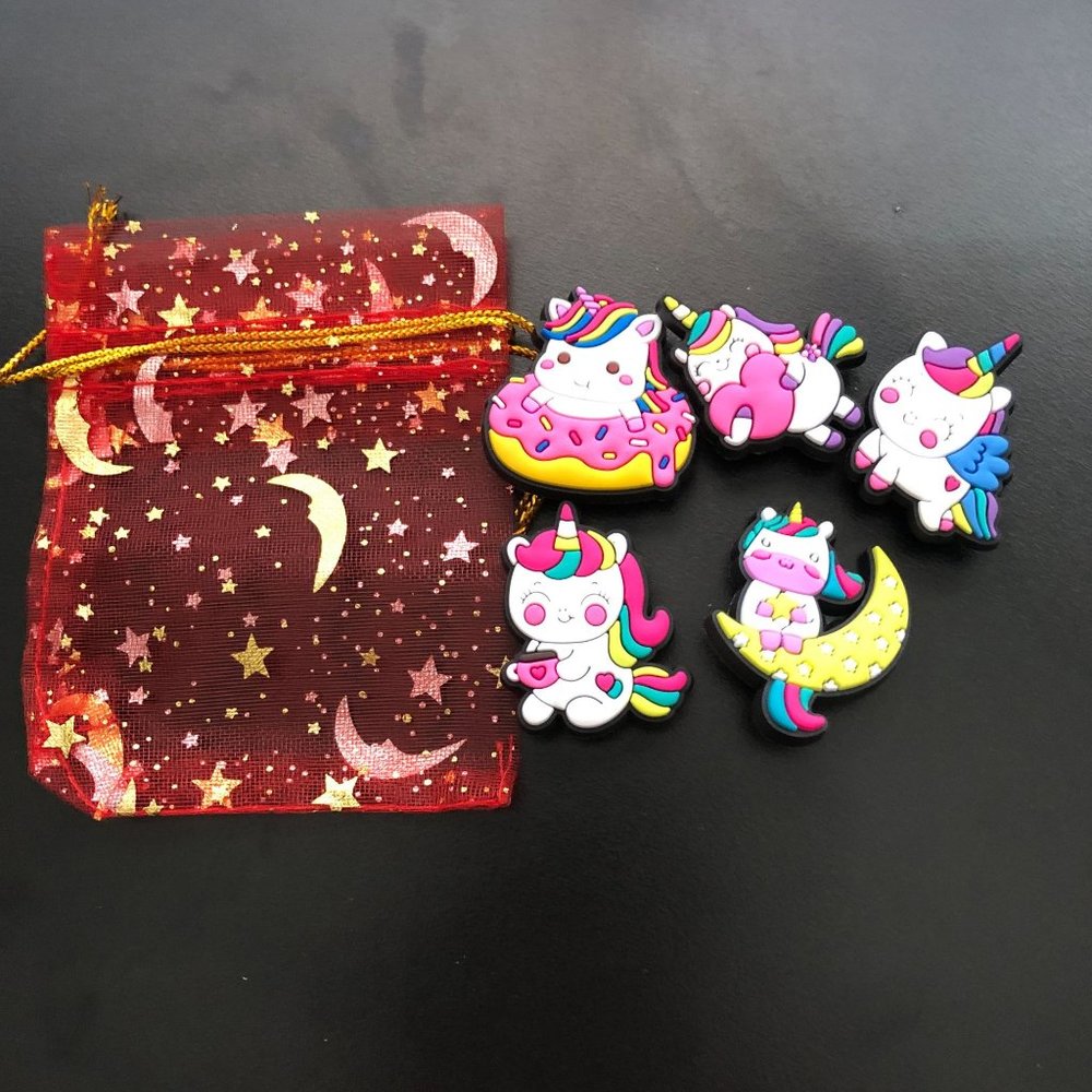 Unicorn Shoe Charms 5 Piece Variety Pack in Moon & Stars Sparkle Bag 1" Charms - Picture 1 of 3